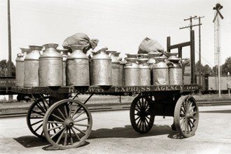 Milk wagon, Idaho 1941